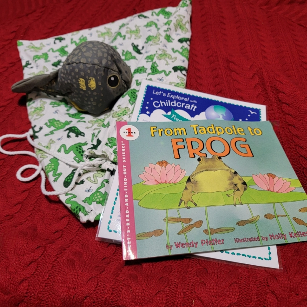 TEACHERS Childcraft Science Bag: Book "Tadpole to Frog", Tadpole/frog, & Guide